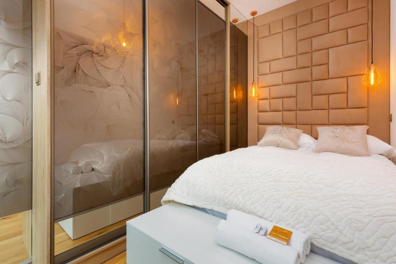 Apartments Warsaw Pawia By Noclegi Renters Екстер'єр фото